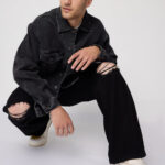Ash Grey Wash Modern Streetwear Wide-Fit Jeans for Men