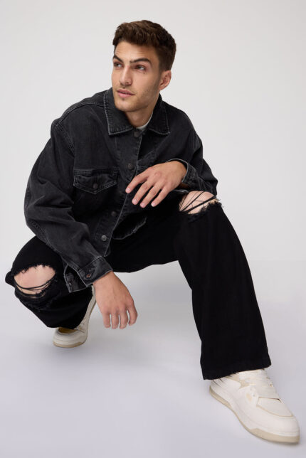 Ash Grey Wash Modern Streetwear Wide-Fit Jeans for Men